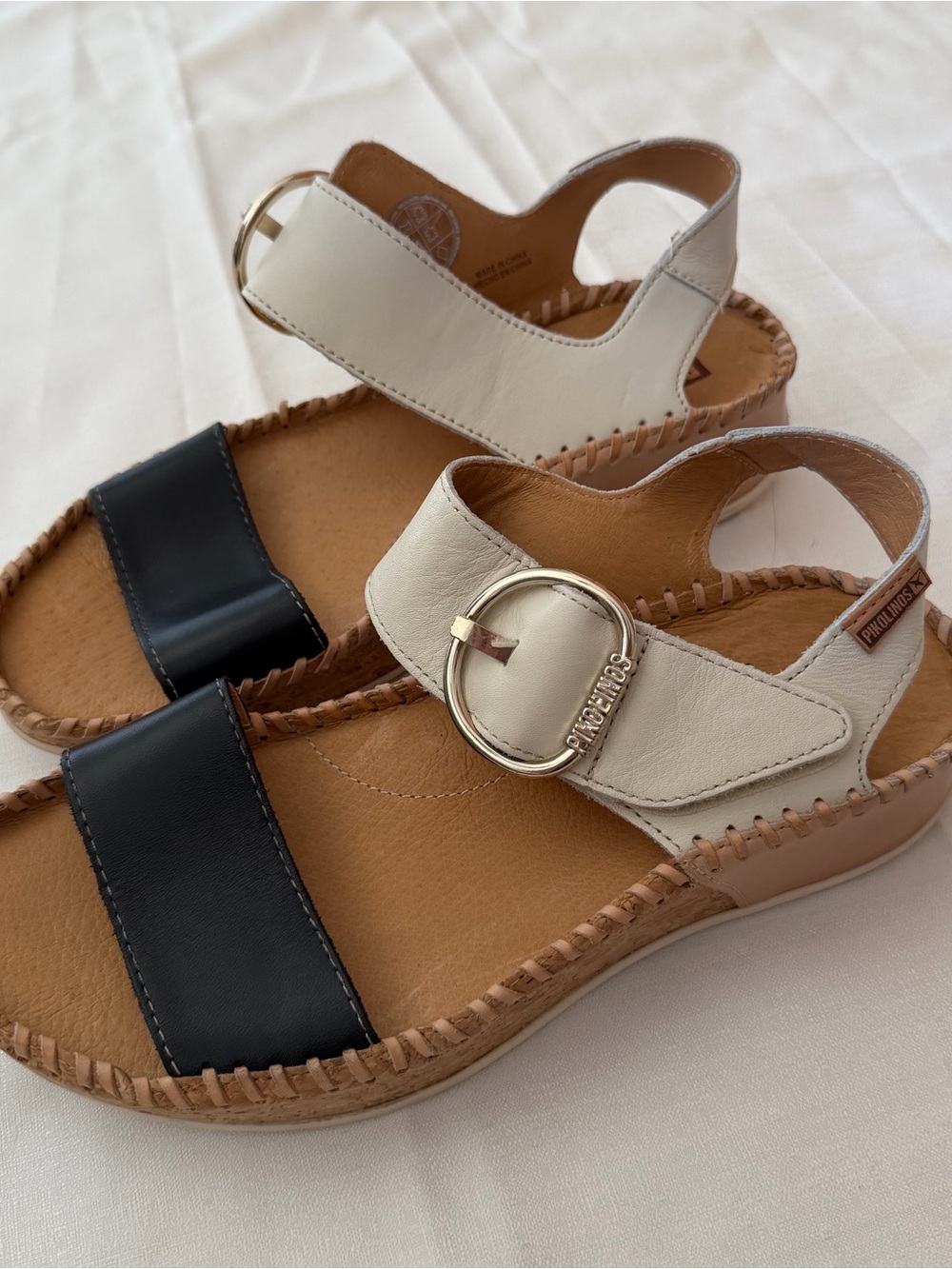 Pikolinos white & black leather sandals with woven sole